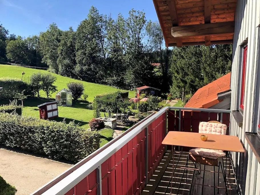 Panoramablick Daire Stiefenhofen